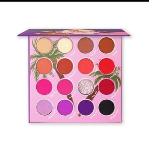 Make-up palette